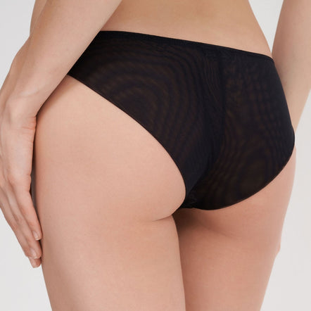 I.D. Sarrieri Feathers of a Swan Brazil Briefs