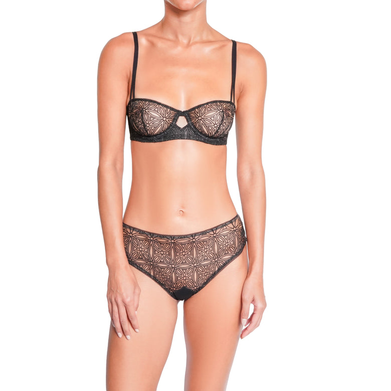 Huit Infini Plunge Balconette Bra