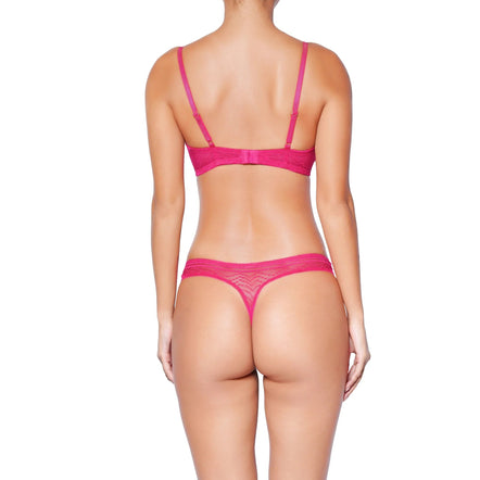 Huit Eclatant Lace Thong